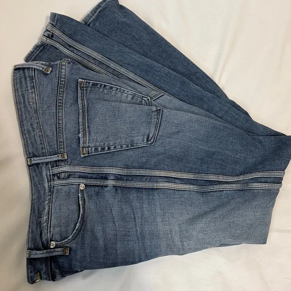 Good American Good Waist
Athletic Stripe Skinny Jeans - Picture 7 of 13